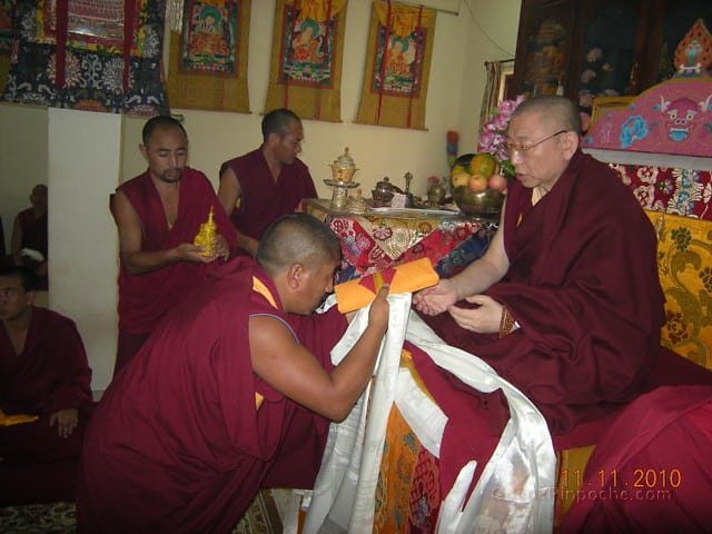 2010-11-11 Gosok Rinpoche in Gosok Ladang 49