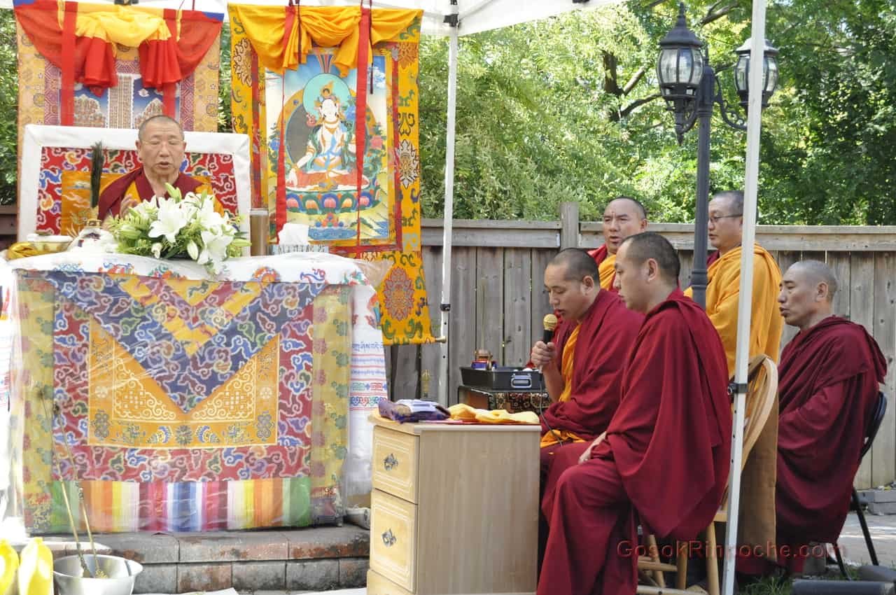 Gosok Rinpoche 2011 Toronto _DSC0020